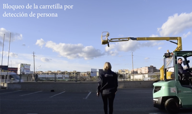 Imagen de bloqueo de carretilla por deteccion persona